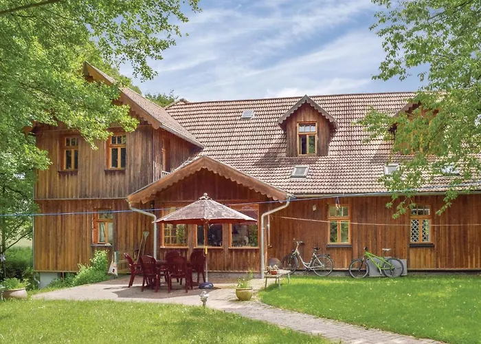 2 Bedroom Cozy In Dautphetal Mornshausen